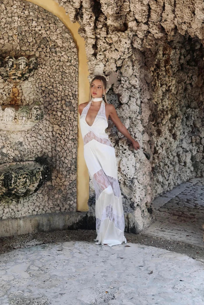 Mira™ | Lace Maxi Dress
