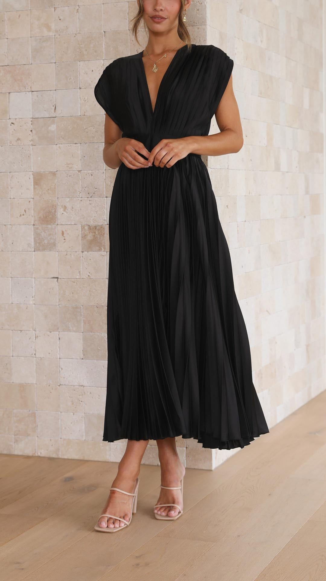 Stellar™ | Pleated Maxi Dress