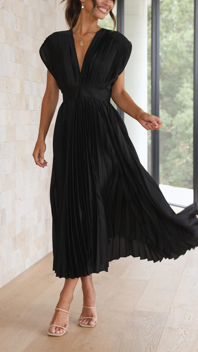 Stellar™ | Pleated Maxi Dress