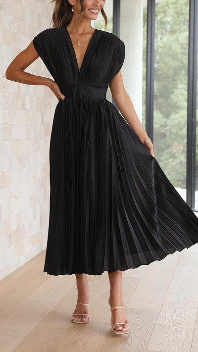 Stellar™ | Pleated Maxi Dress