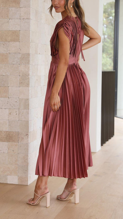 Stellar™ | Pleated Maxi Dress