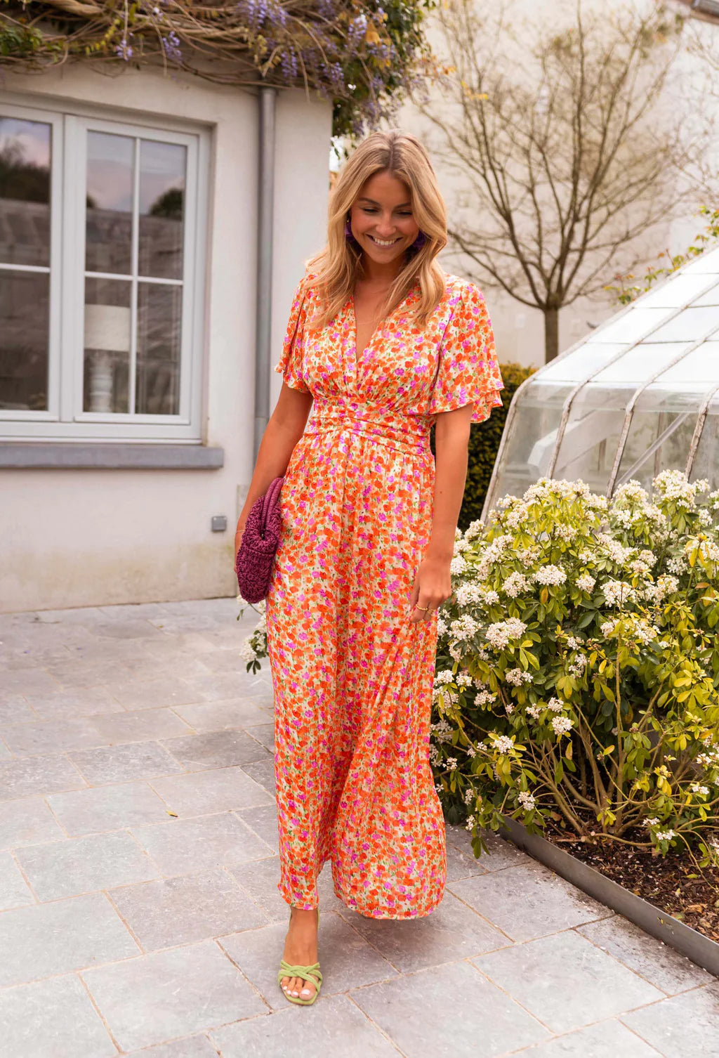 Sampaio™ | Elegant Dress With V-Neck And Floral Print